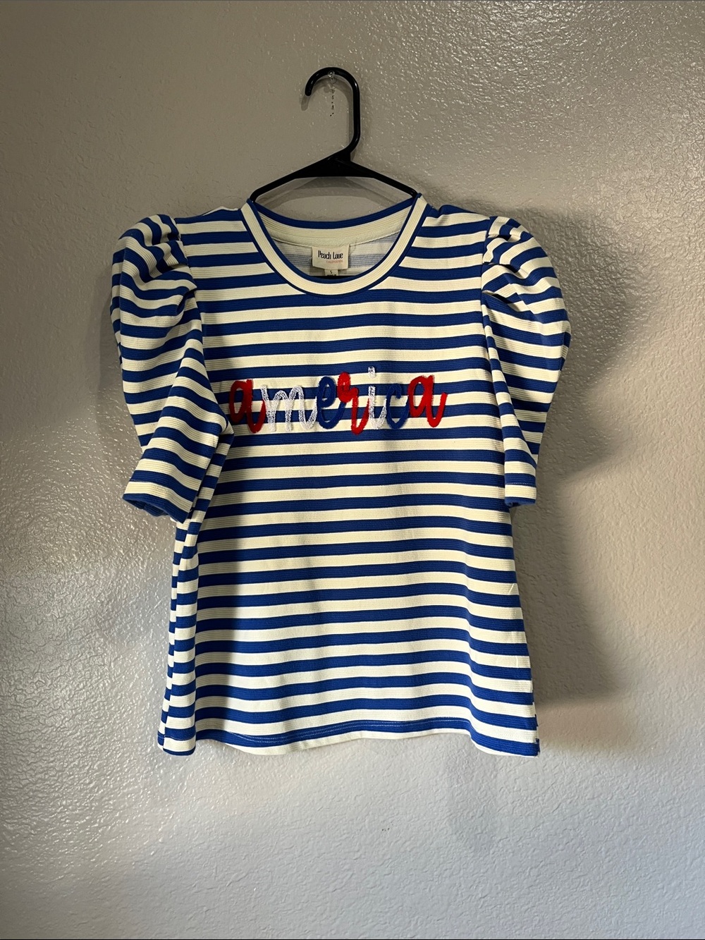 Peach Love California Blue & White Striped Puff-Sleeve Tee Red Script Sz S Chic